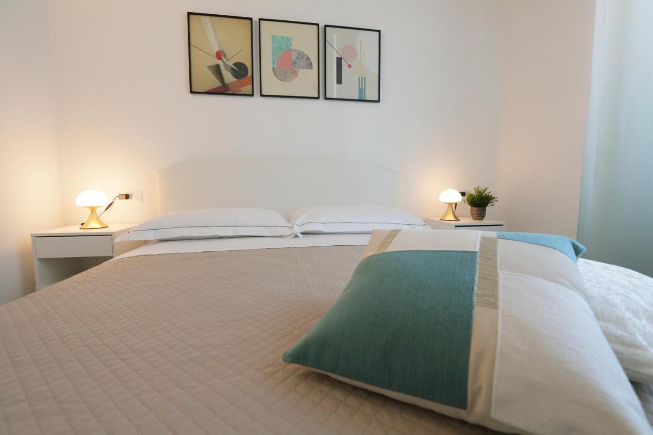 Zuara9Room Rimini Extérieur photo